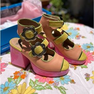 John Fluevog Picnic Charleson Floral Bucket Platform sz 6.5 36 New 🌺 BARBIE 🌸